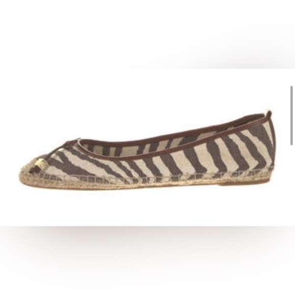1 Michael Kors zebra print flats - Picture 2 of 4